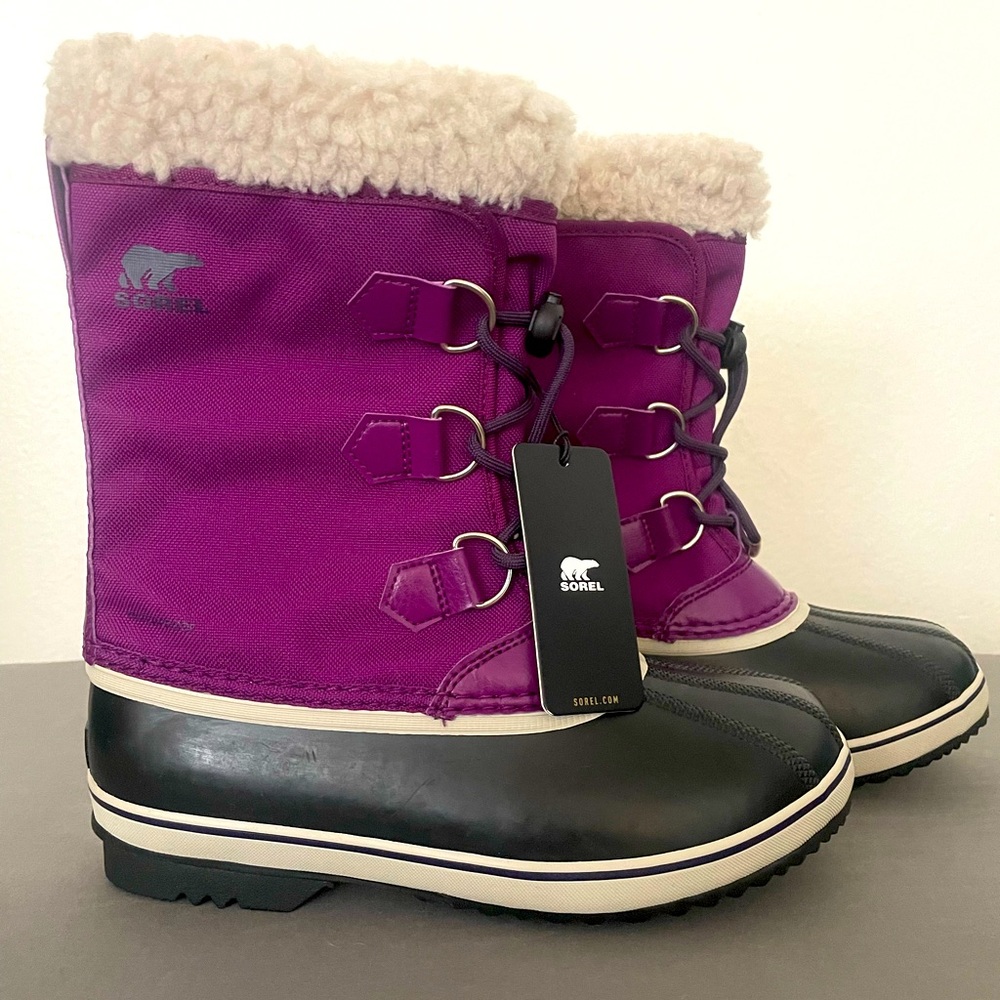 NEW Sorel Youth Yoot Pac Nylon W
Insulated Boot Size 5Y Wild Iris/Dk Plum